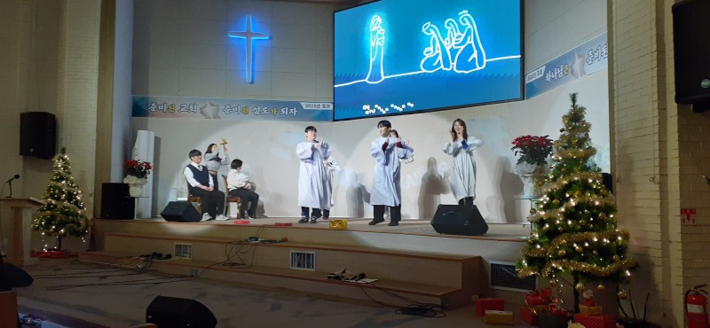 25-12-25성탄행사 (17).jpg